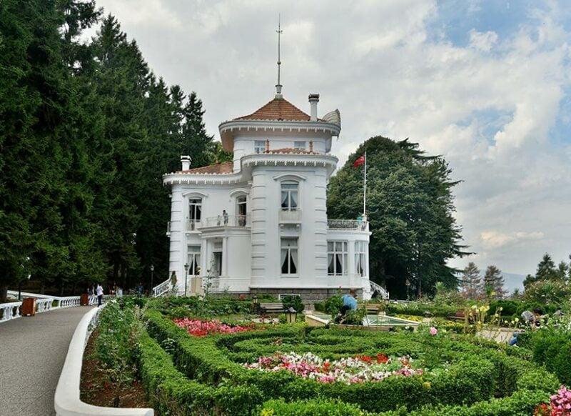 Head to Trabzon and enjoy a city tour
