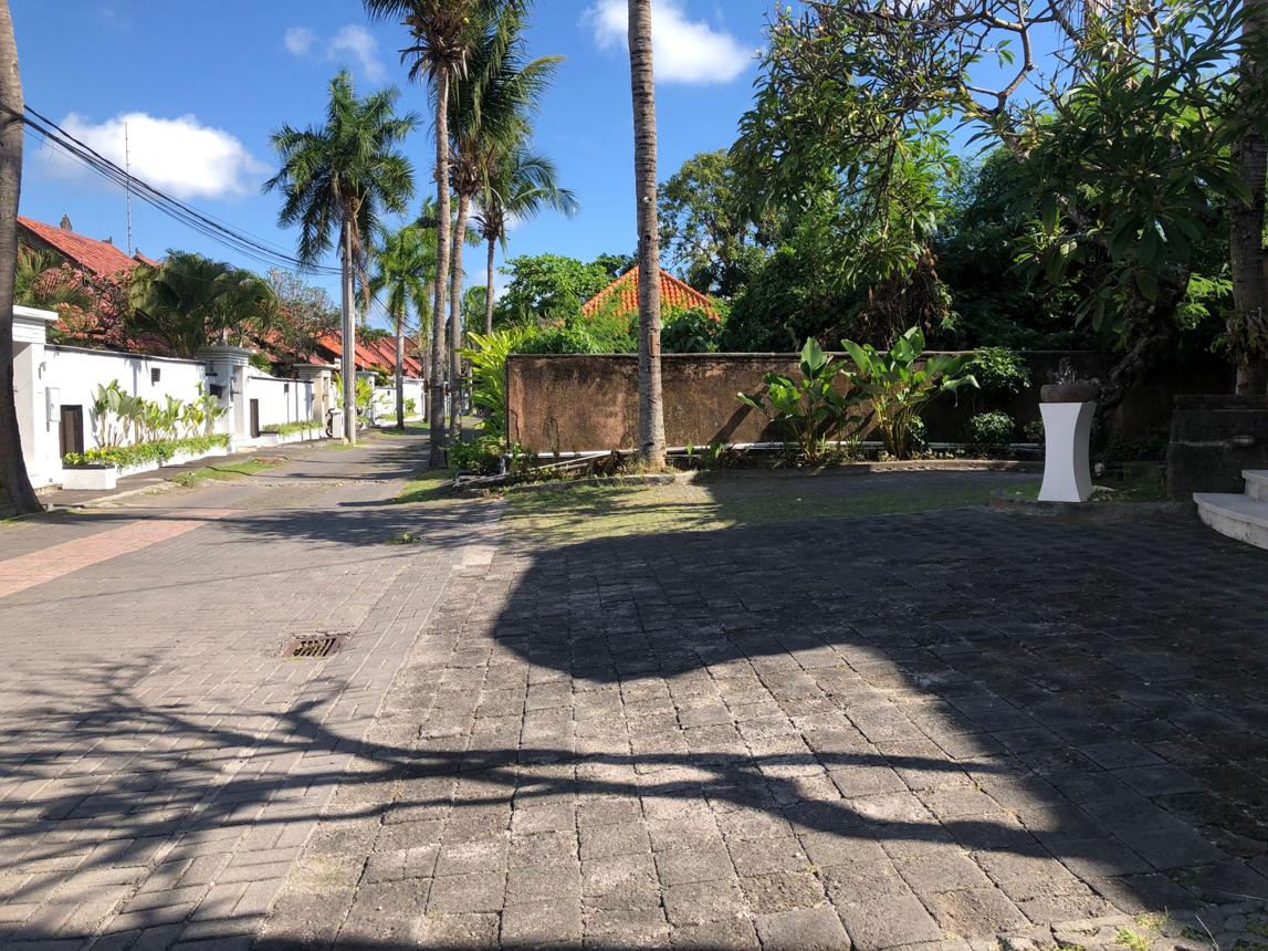 الانتقال إلى الفندق الثاني