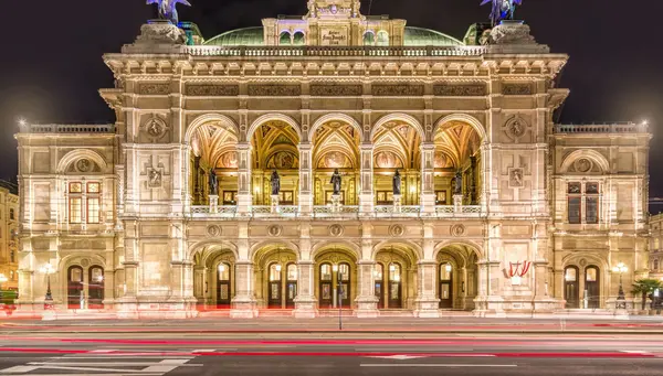 فيينا ( السبت )